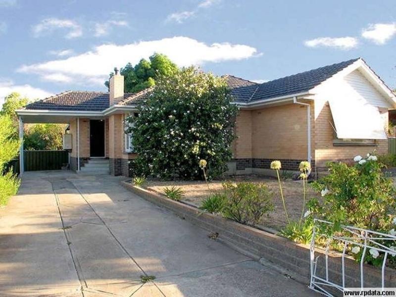 7 Kym Avenue, Valley View SA 5093