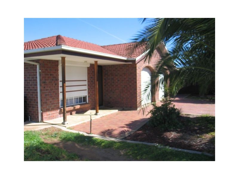 1 and 2, 4 Charlotte Drive, Paralowie SA 5108