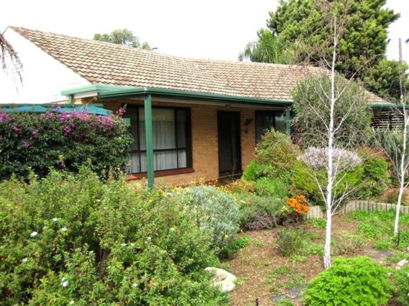 1 Helen Terrace, Valley View SA 5093