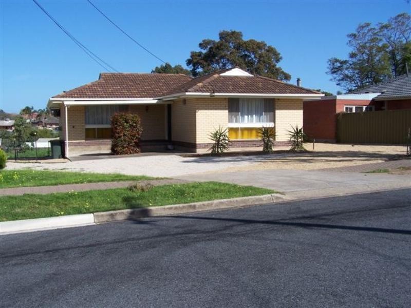 9 Lindsay Avenue, Valley View SA 5093