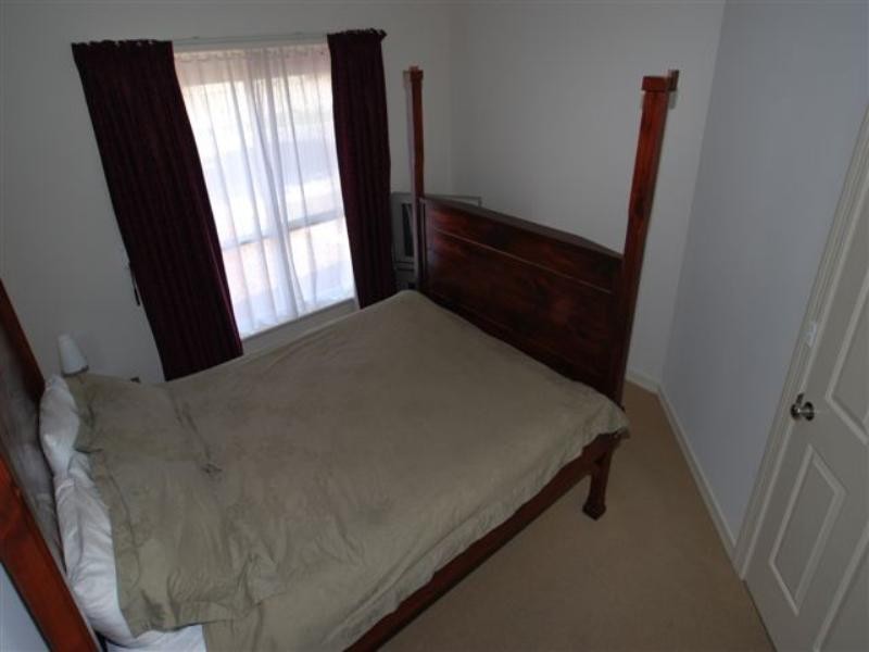 16 Leander Crescent, Greenacres SA 5086