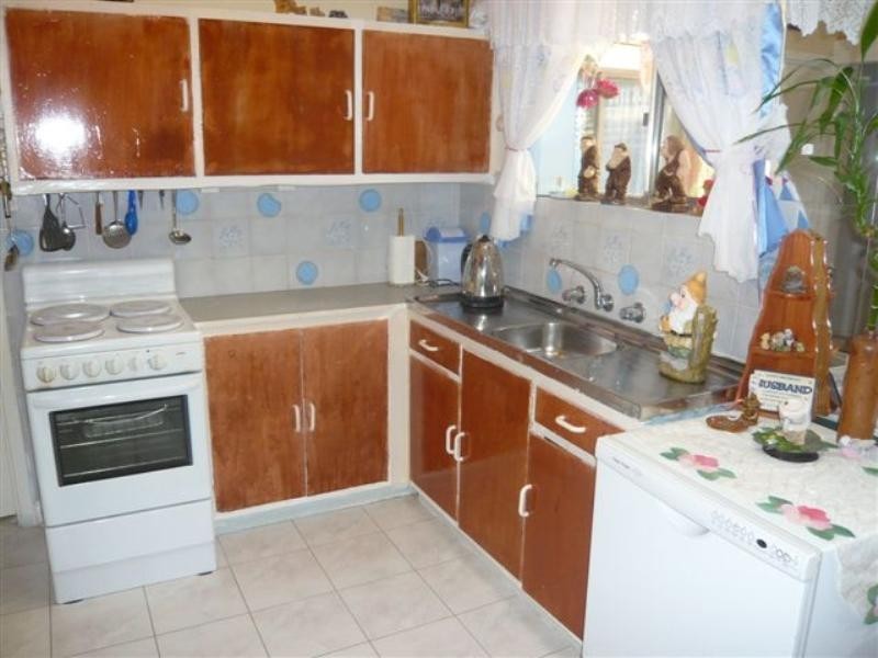 8 Robin Terrace, Hope Valley SA 5090