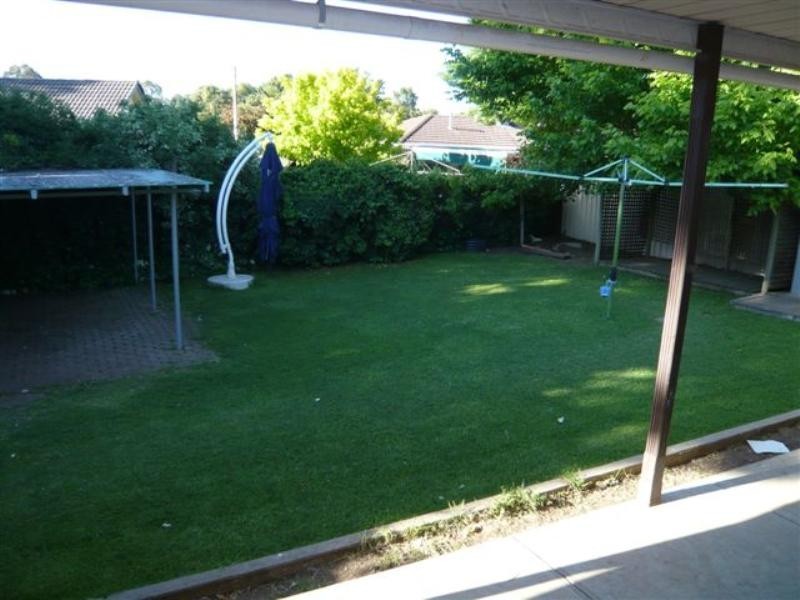 8 Crozier Avenue, Modbury SA 5092
