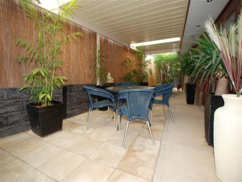 31 Burford Crescent, Redwood Park SA 5097