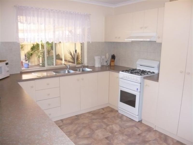 79 Reservoir Road, Modbury SA 5092
