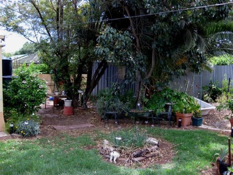 14 Helen Terrace, Valley View SA 5093