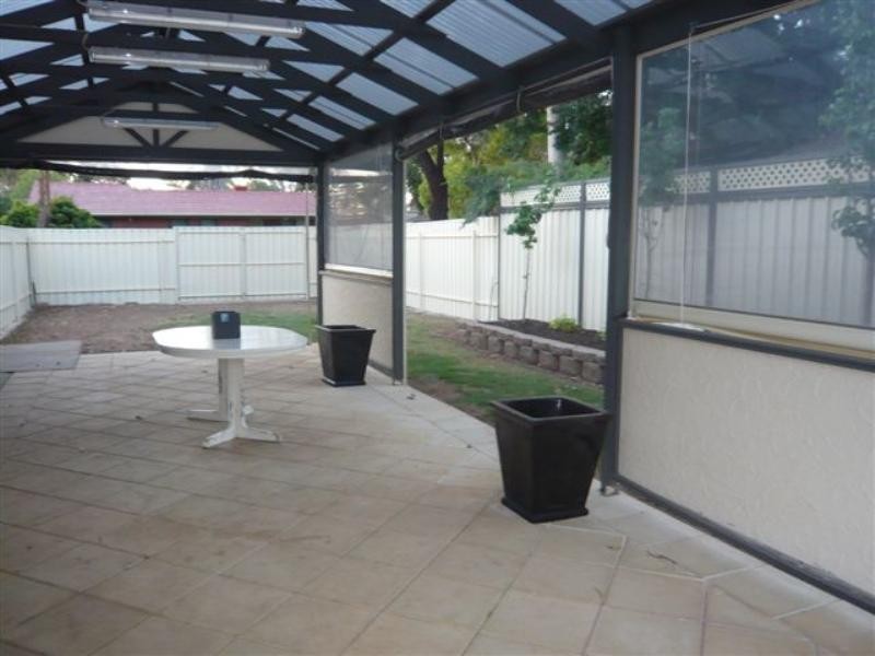 5 Wandora Crescent, Salisbury Park SA 5109