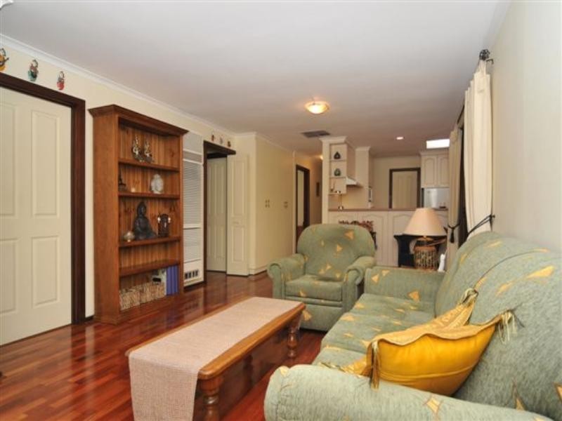 5 Pumphrey Court, Redwood Park SA 5097