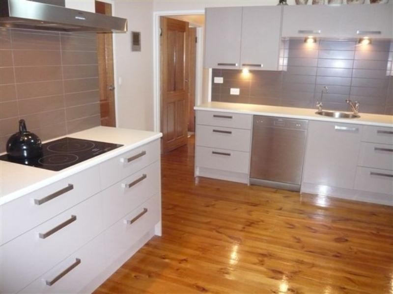 9 Wedge Street, Fairview Park SA 5126