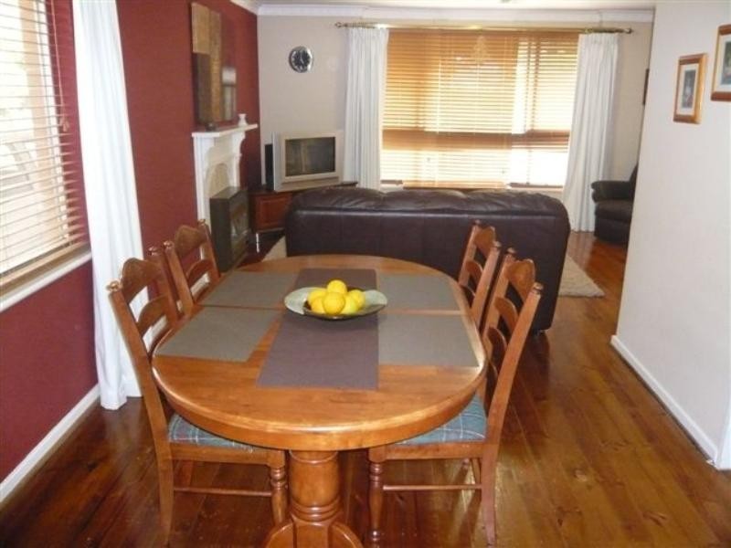 9 Wedge Street, Fairview Park SA 5126