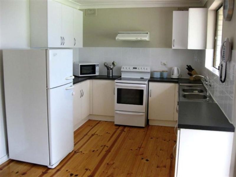 6 College Avenue, Valley View SA 5093