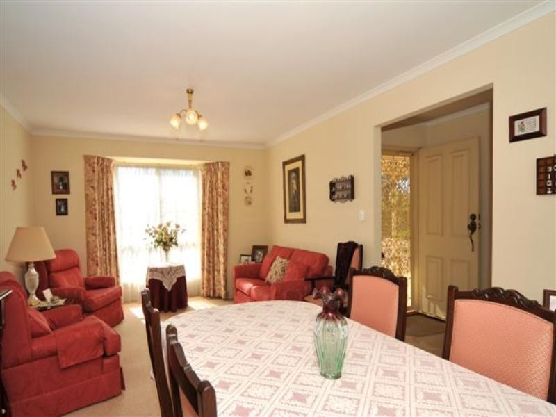 6 Avenger Place, Walkley Heights SA 5098