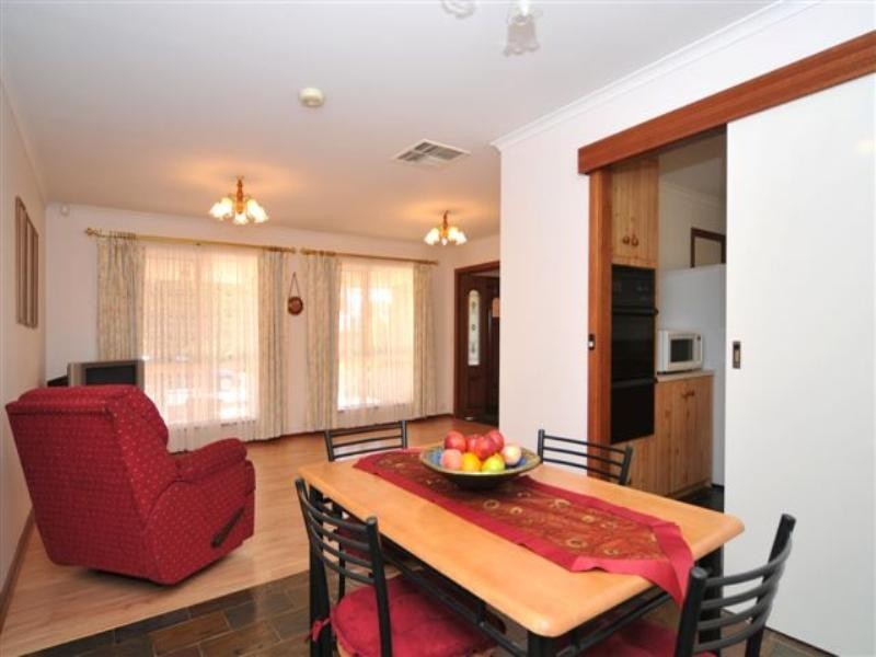 18 St Annes Court, Wynn Vale SA 5127