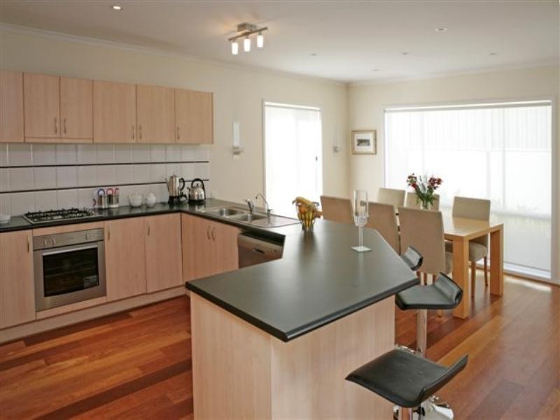 18 Mariner Avenue, Seacliff Park SA 5049
