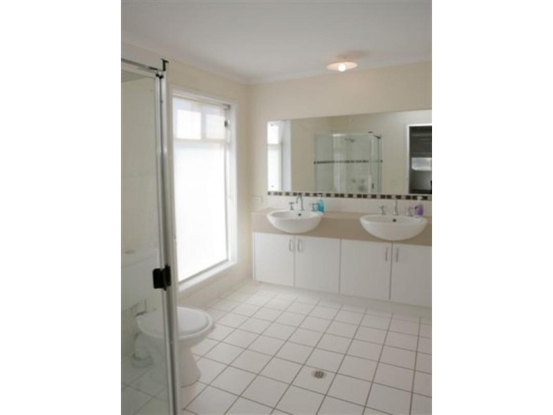 18 Mariner Avenue, Seacliff Park SA 5049