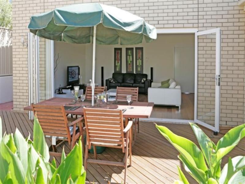 18 Mariner Avenue, Seacliff Park SA 5049