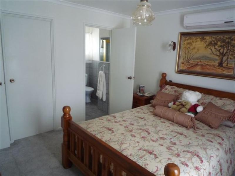 15 Ruby Street, Brahma Lodge SA 5109