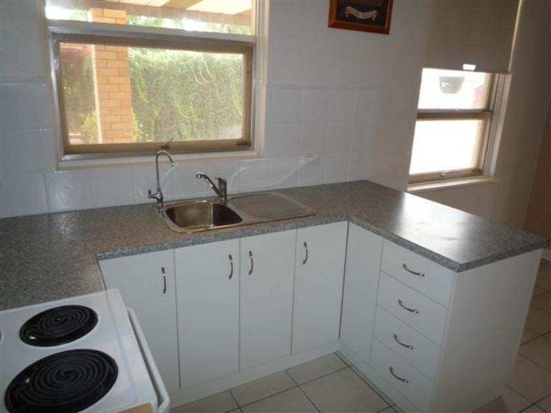 15 Aquamarine Drive, Salisbury East SA 5109