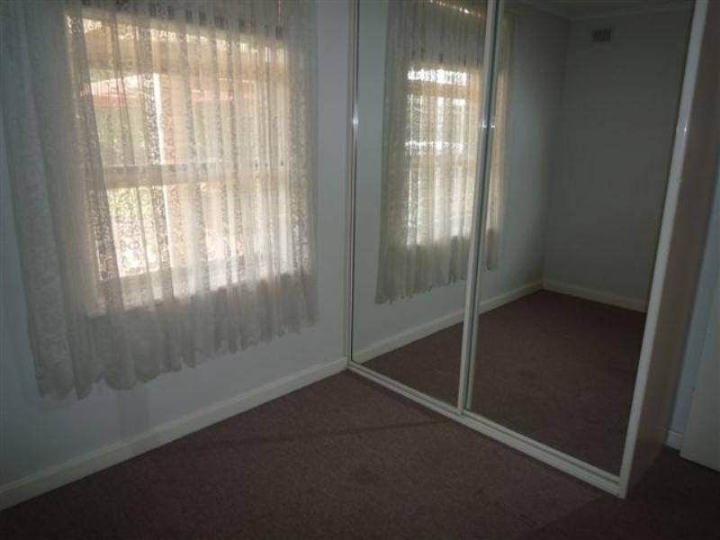 15 Aquamarine Drive, Salisbury East SA 5109