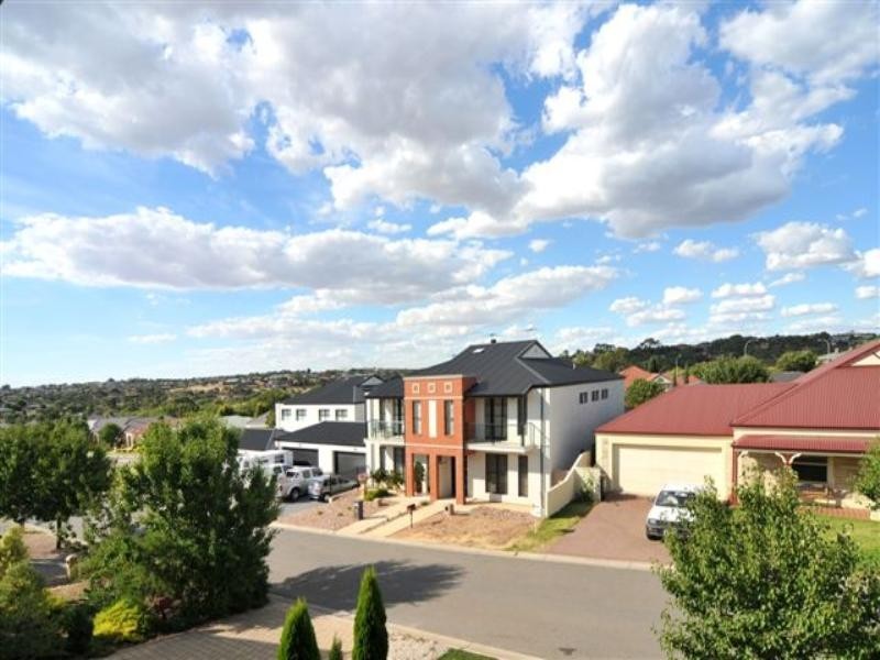 16 Bartlett Court, Golden Grove SA 5125