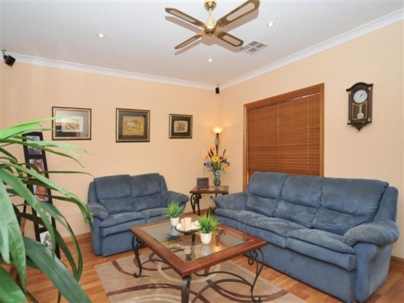 16 Bartlett Court, Golden Grove SA 5125