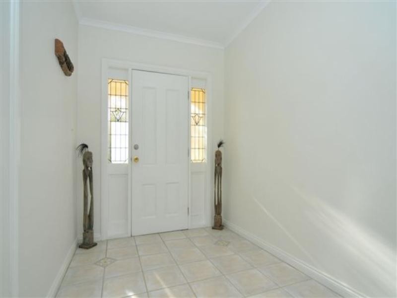 16 Trenoweth Close, Greenwith SA 5125