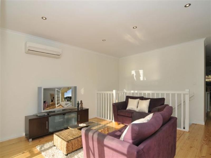 16 Trenoweth Close, Greenwith SA 5125
