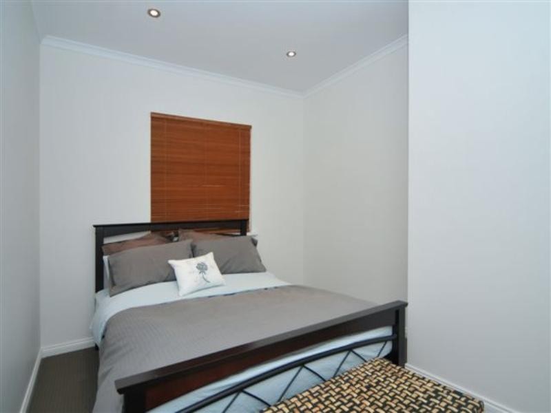 16 Trenoweth Close, Greenwith SA 5125