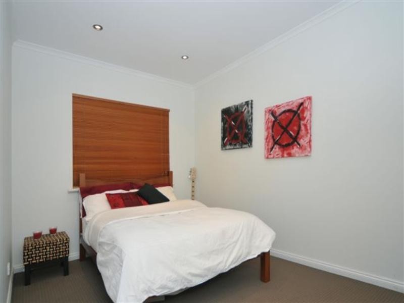 16 Trenoweth Close, Greenwith SA 5125