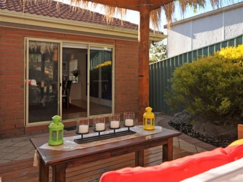 16 Trenoweth Close, Greenwith SA 5125