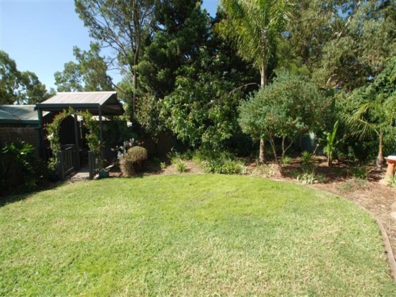 16 Sherwood Drive, Redwood Park SA 5097