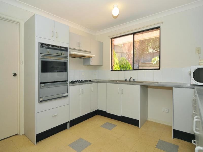 50 Flinders Drive, Valley View SA 5093