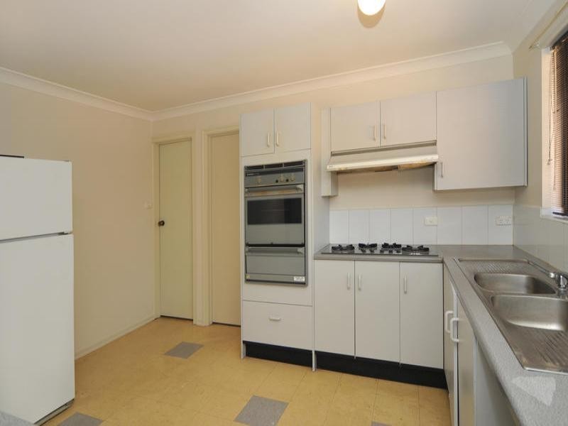 50 Flinders Drive, Valley View SA 5093