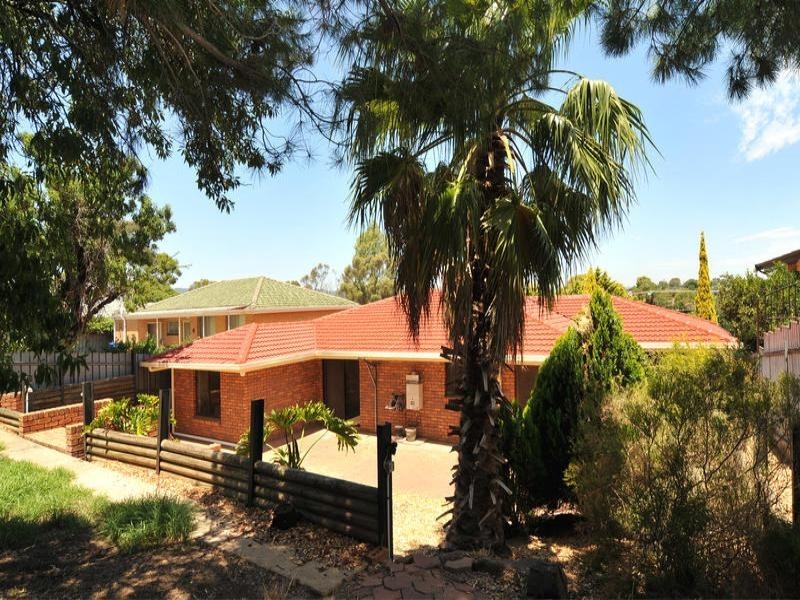 50 Flinders Drive, Valley View SA 5093
