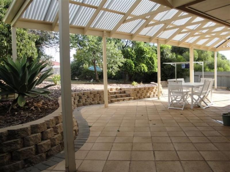 17 Lovelock Street, Highbury SA 5089