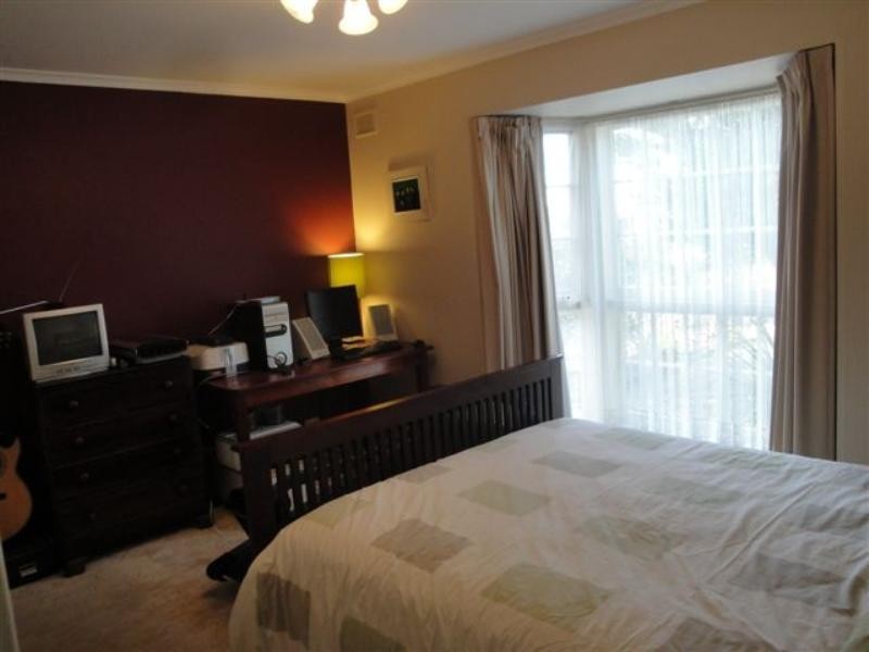 17 Lovelock Street, Highbury SA 5089