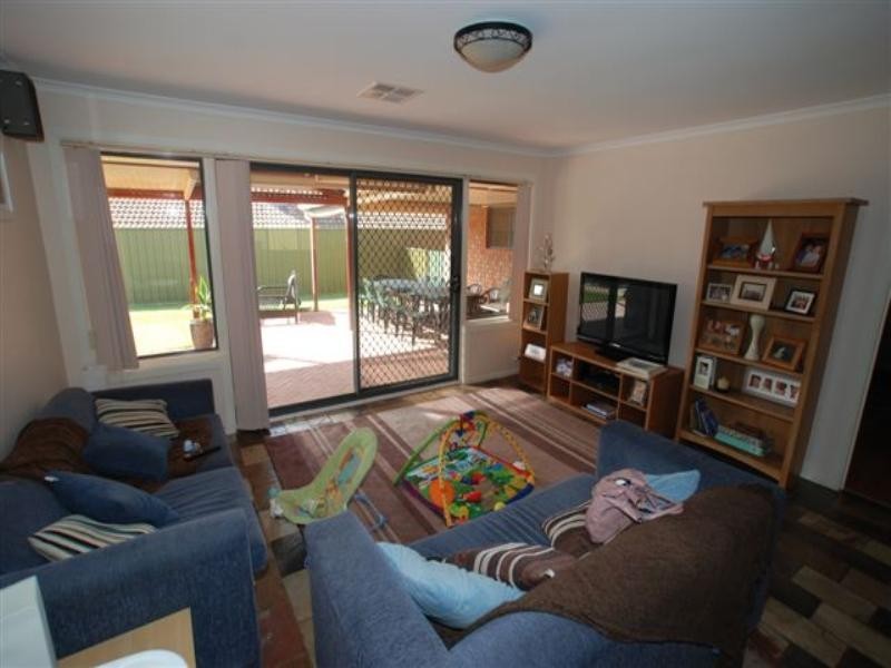 6 Martin Street, Wynn Vale SA 5127