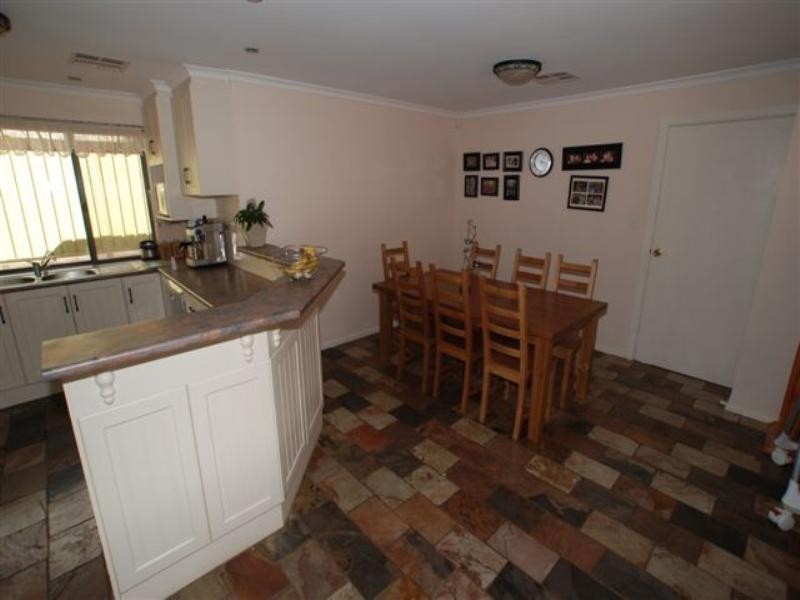 6 Martin Street, Wynn Vale SA 5127