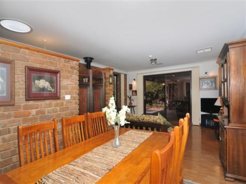 6 Pumphrey Court, Redwood Park SA 5097