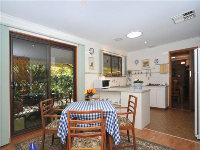 6 Pumphrey Court, Redwood Park SA 5097