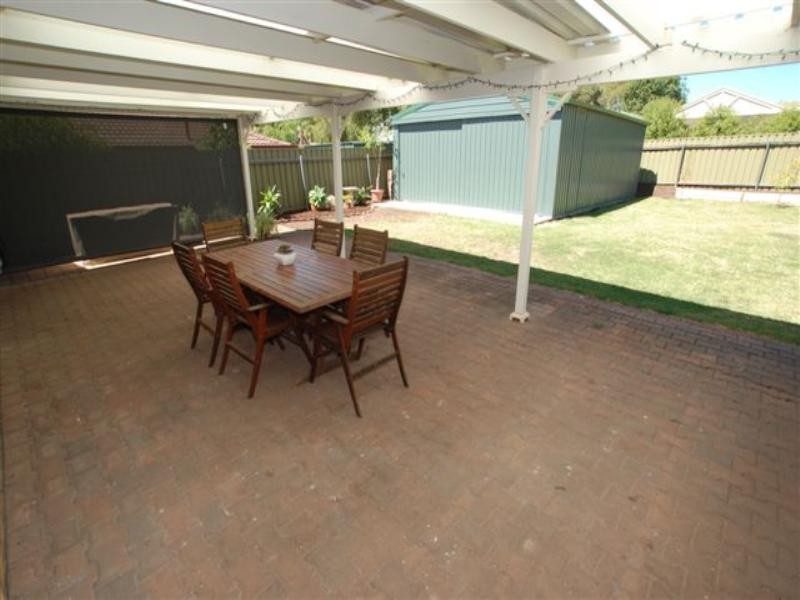 4 Mary Jane Court, Modbury Heights SA 5092