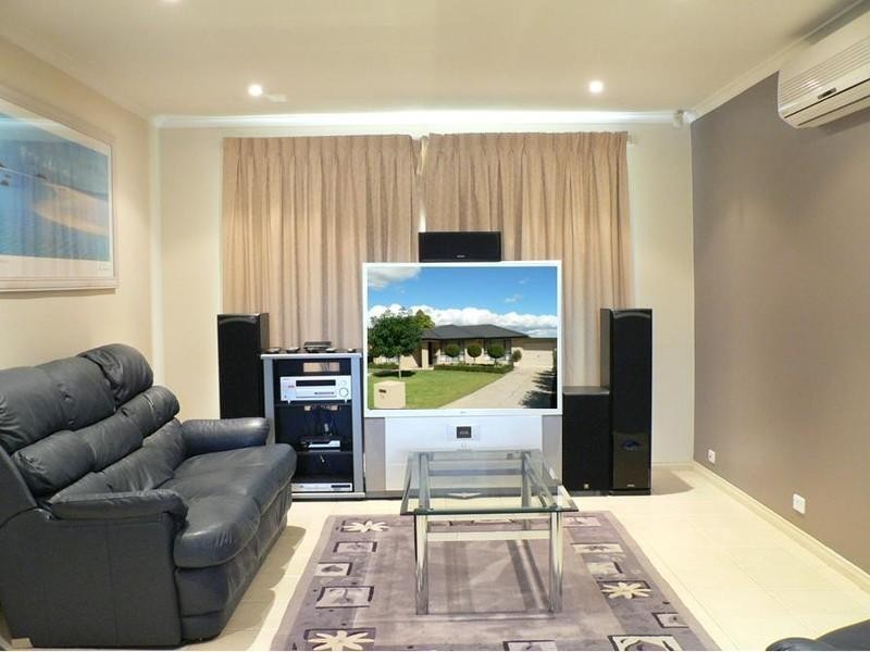 25 Harkness Avenue, Modbury SA 5092