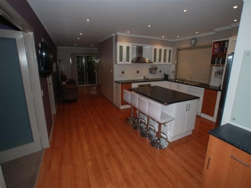 14 Bruce Crescent, Highbury SA 5089