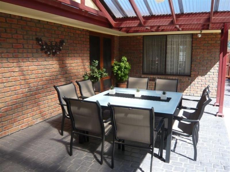 14 Langer Court, Fairview Park SA 5126