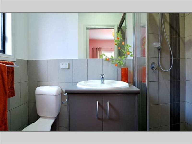 2A Harris Road, Redwood Park SA 5097