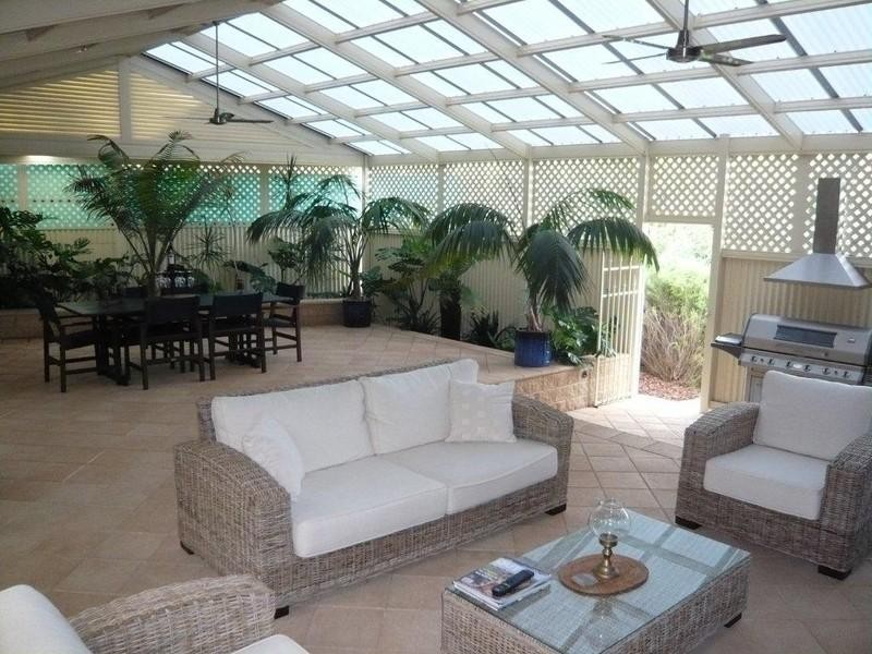 8 Woodstock Avenue, Valley View SA 5093