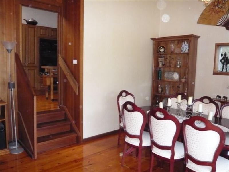 8 Woodstock Avenue, Valley View SA 5093