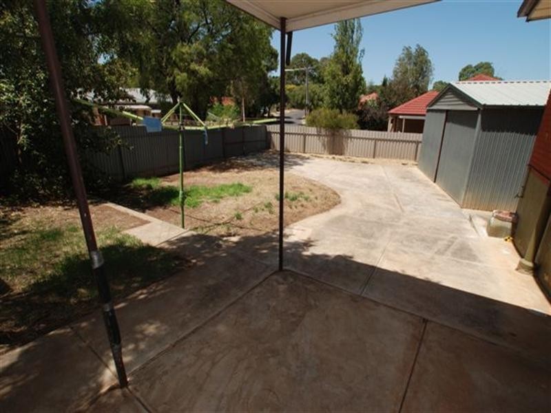 11 Hazel Grove, Ridgehaven SA 5097