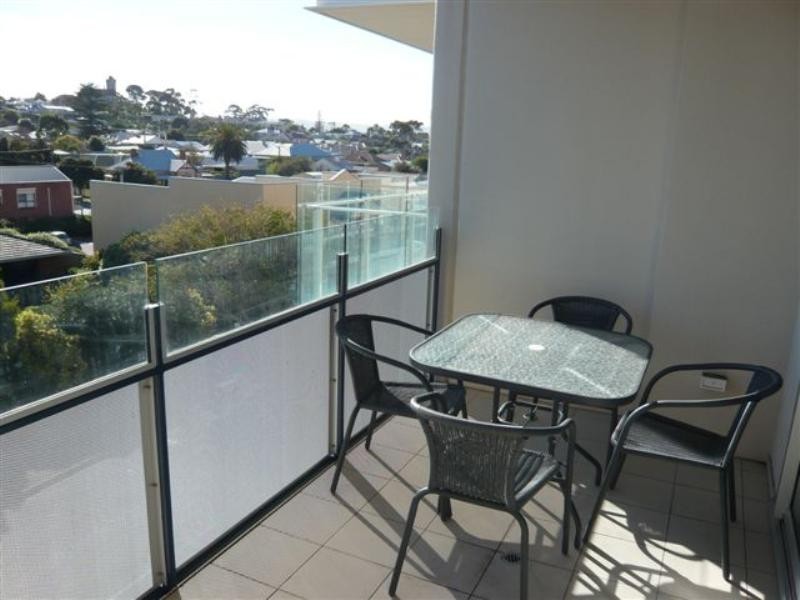 410/162 Hindmarsh Road, Victor Harbor SA 5211