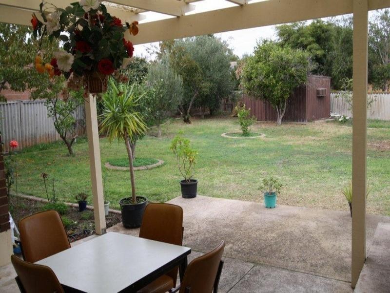 5 George Avenue, Valley View SA 5093